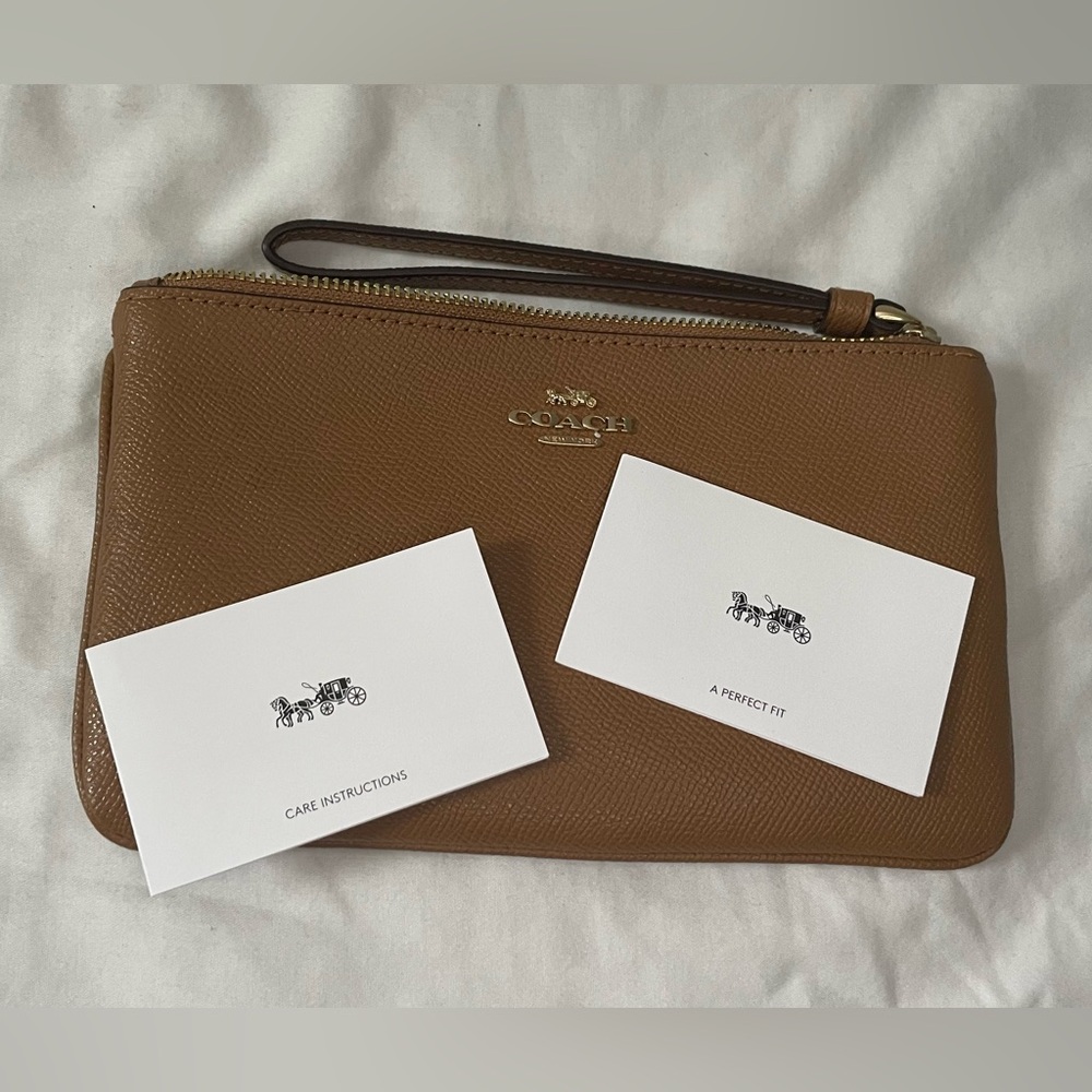 Coach Wallet - Picture 2 of 3